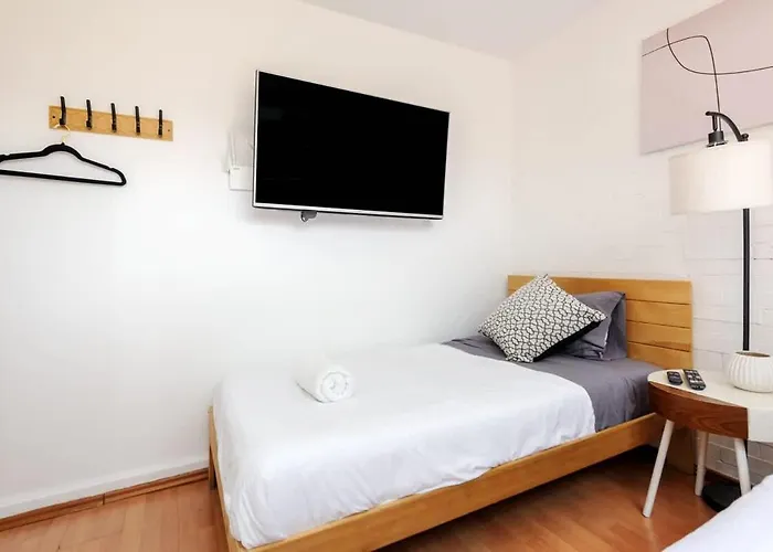 Stylish And Private In Polanco Inn